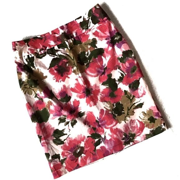 Evan Picone Dresses & Skirts - Evan Picone Petite Stretch Floral Sheath Skirt